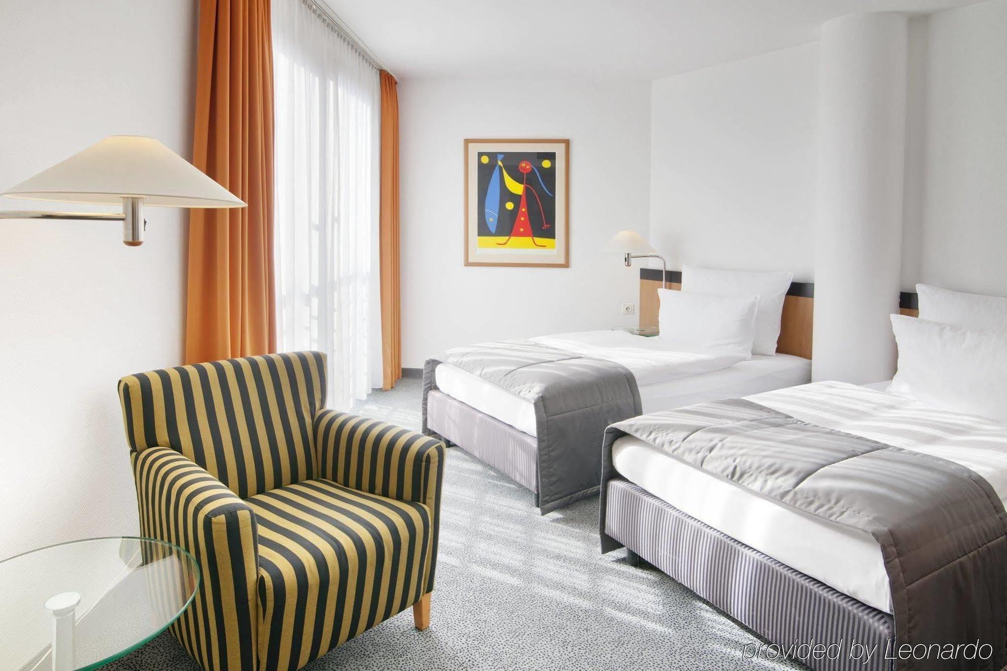 Holiday Inn Berlin City Center East Prenzlauer Berg By Ihg Room photo